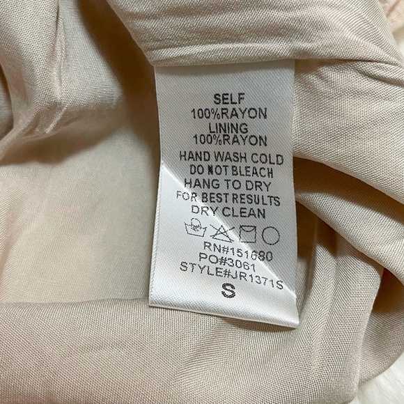 📌 STORIA Stars Sexy Up-Market Silky Romper Statement Sleeves Lined Ruffle Trim - Picture 10 of 11